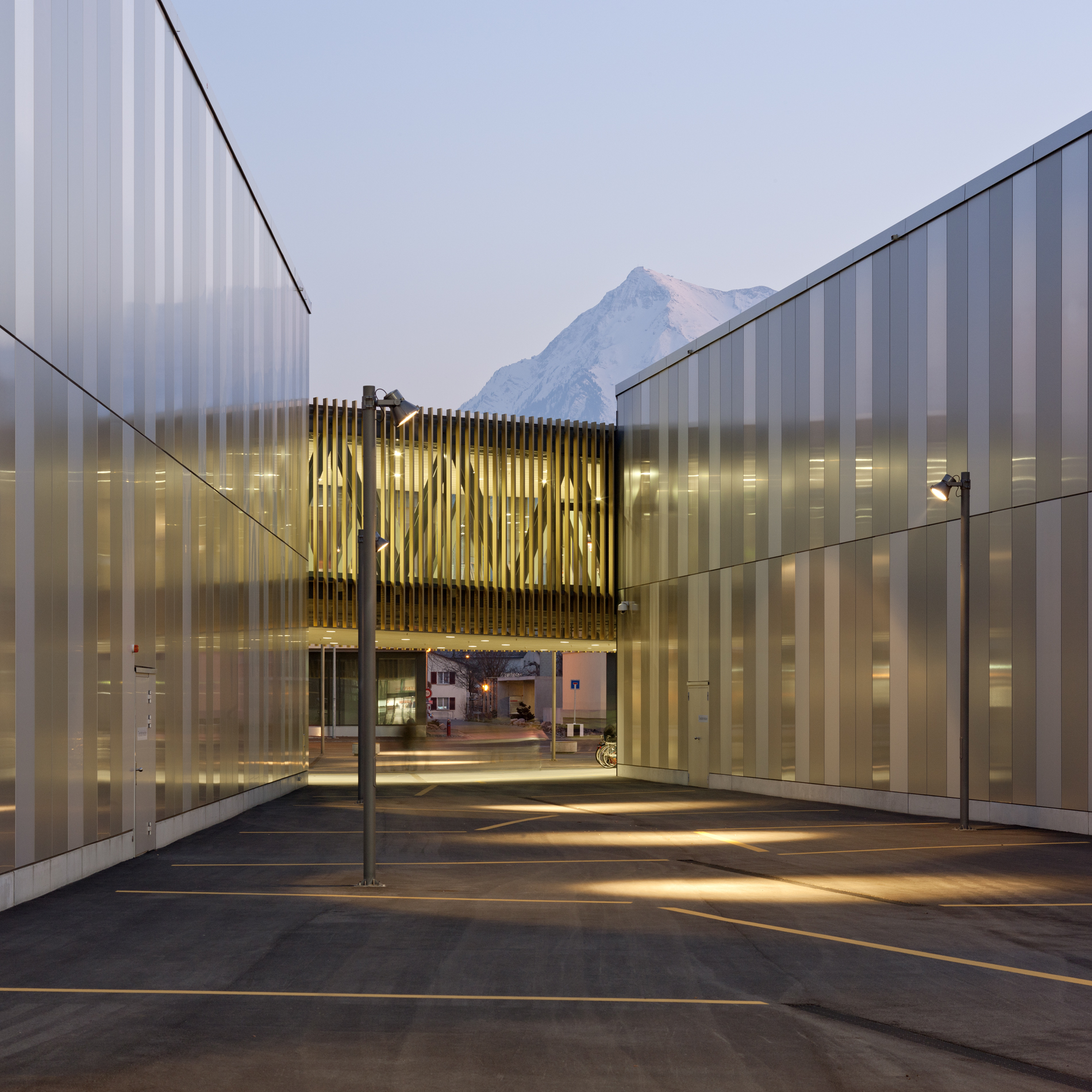 : Erweiterung Zentrum Oberland, Thun, Migros, bauzeit architekten